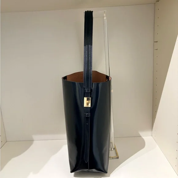 NWT J. CREW Edie bucket bag in black Italian leather - Picture 7 of 11